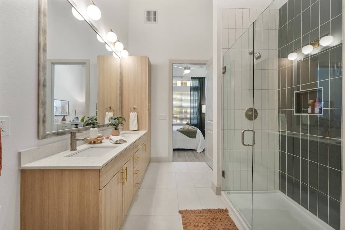 Presidium Frisco Square Apartments — photo 3