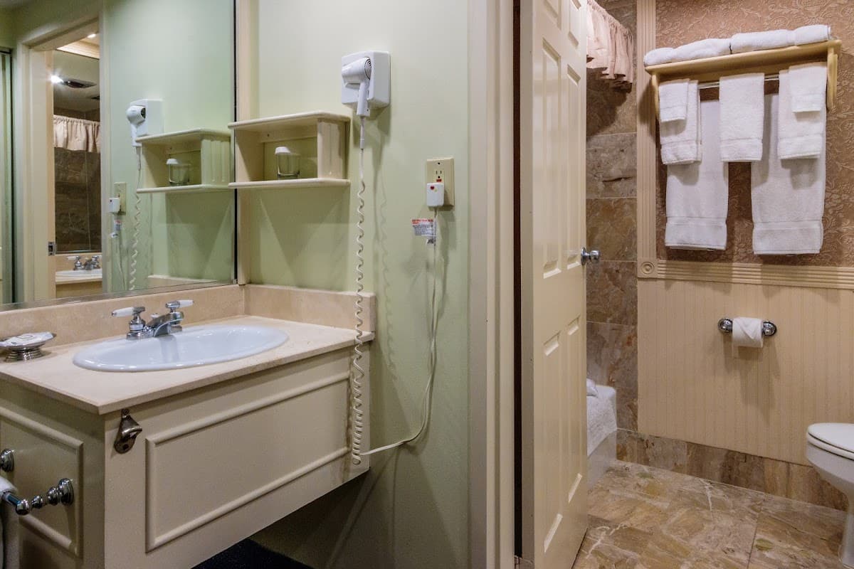 Olde Mill Inn — photo 3