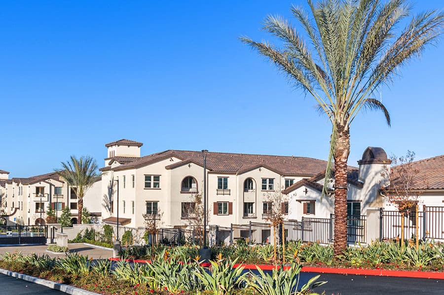 Vernola Marketplace | BRAND-NEW LUXURY APARTMENTS — photo 1