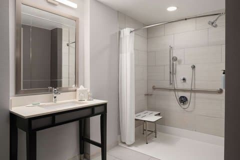 Courtyard by Marriott Boston Brookline — photo 4