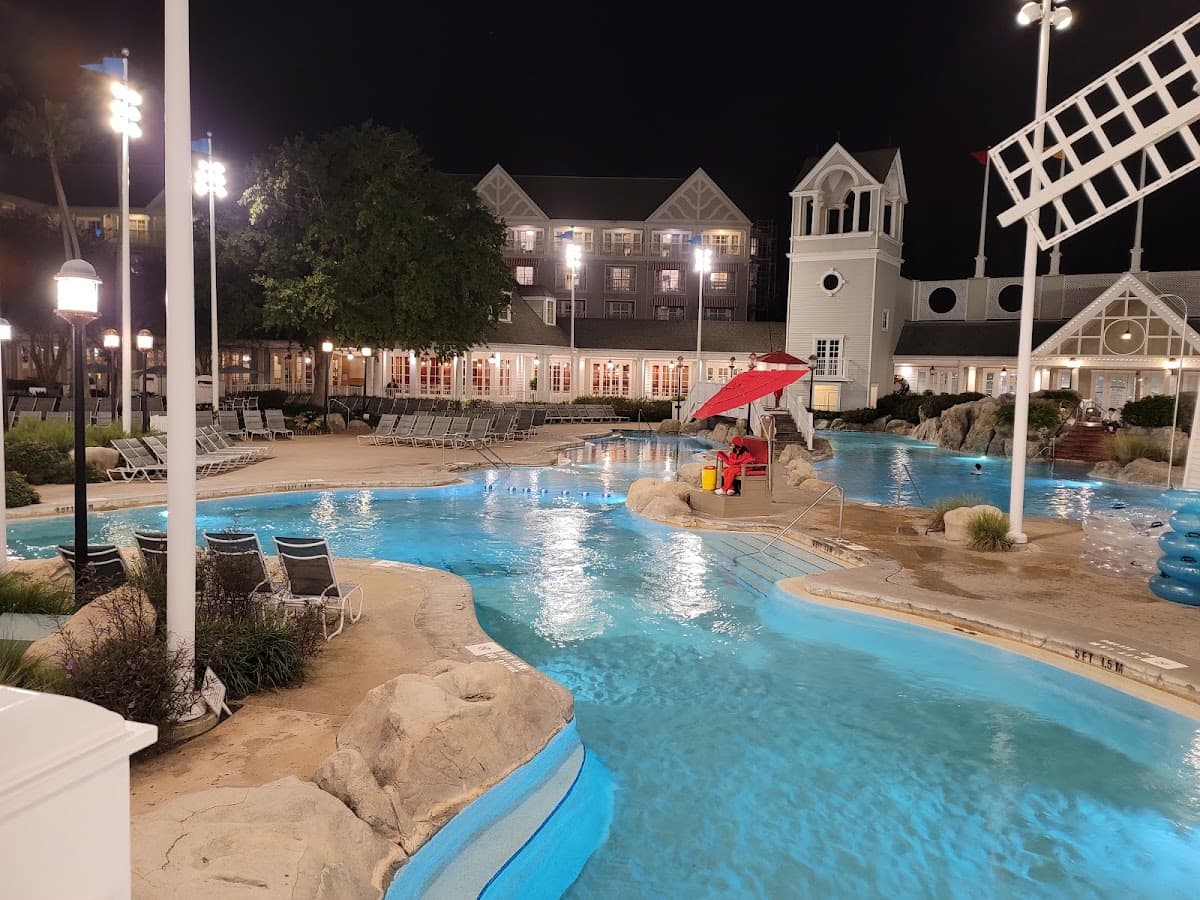 Disney's Yacht Club Resort — photo 3