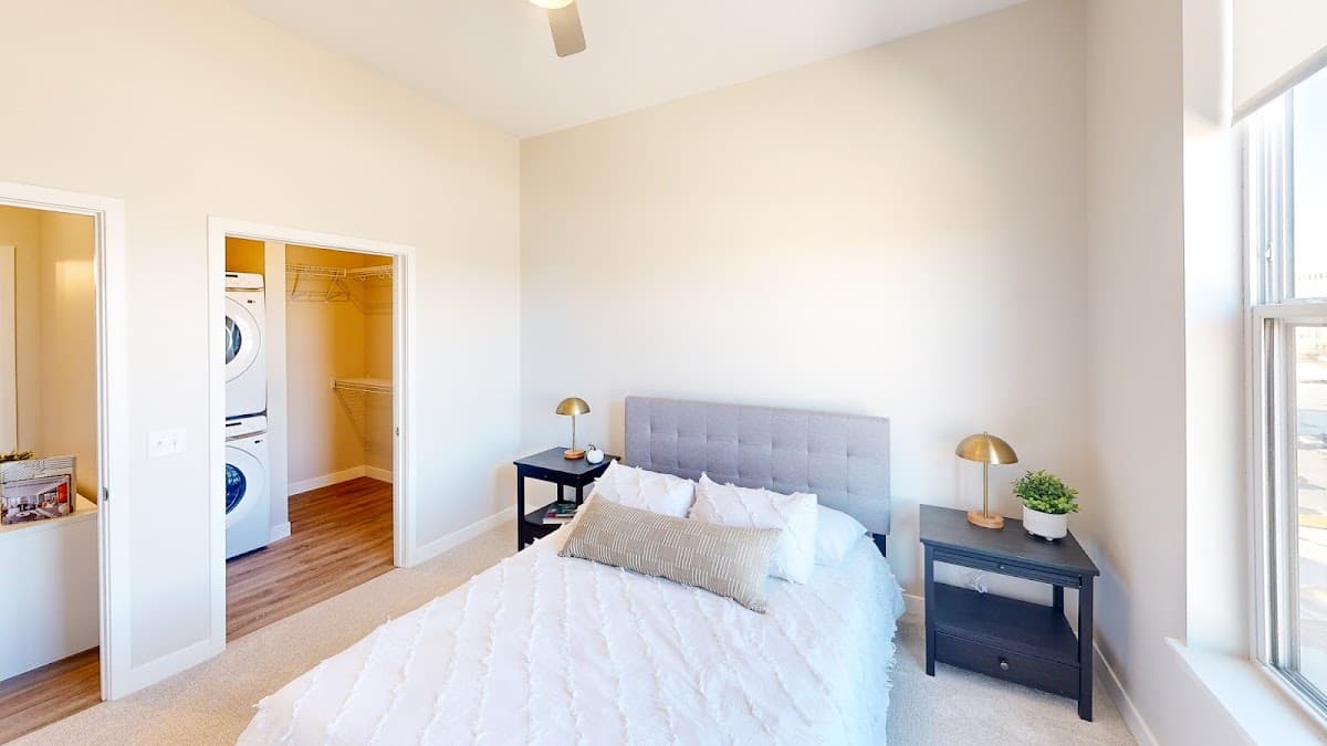 Loftus Apartments — photo 2