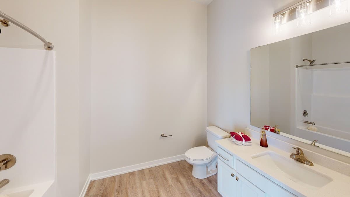 Loftus Apartments — photo 3