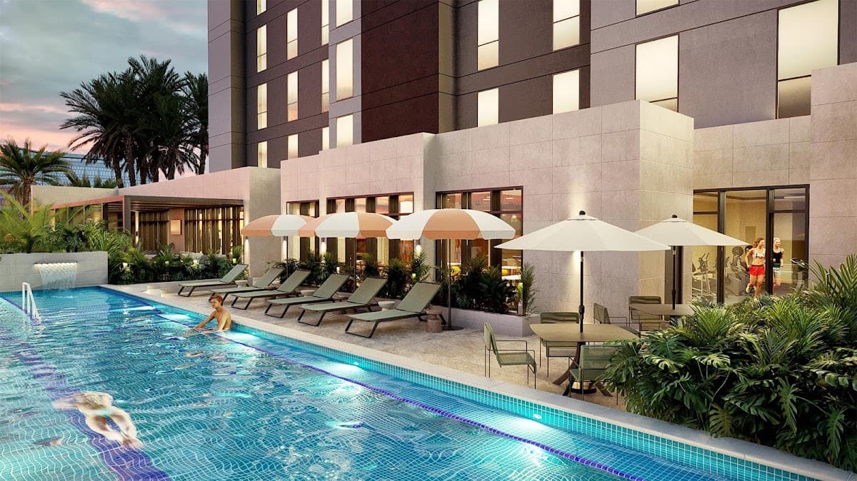 Hyatt Place Merida / Via Montejo