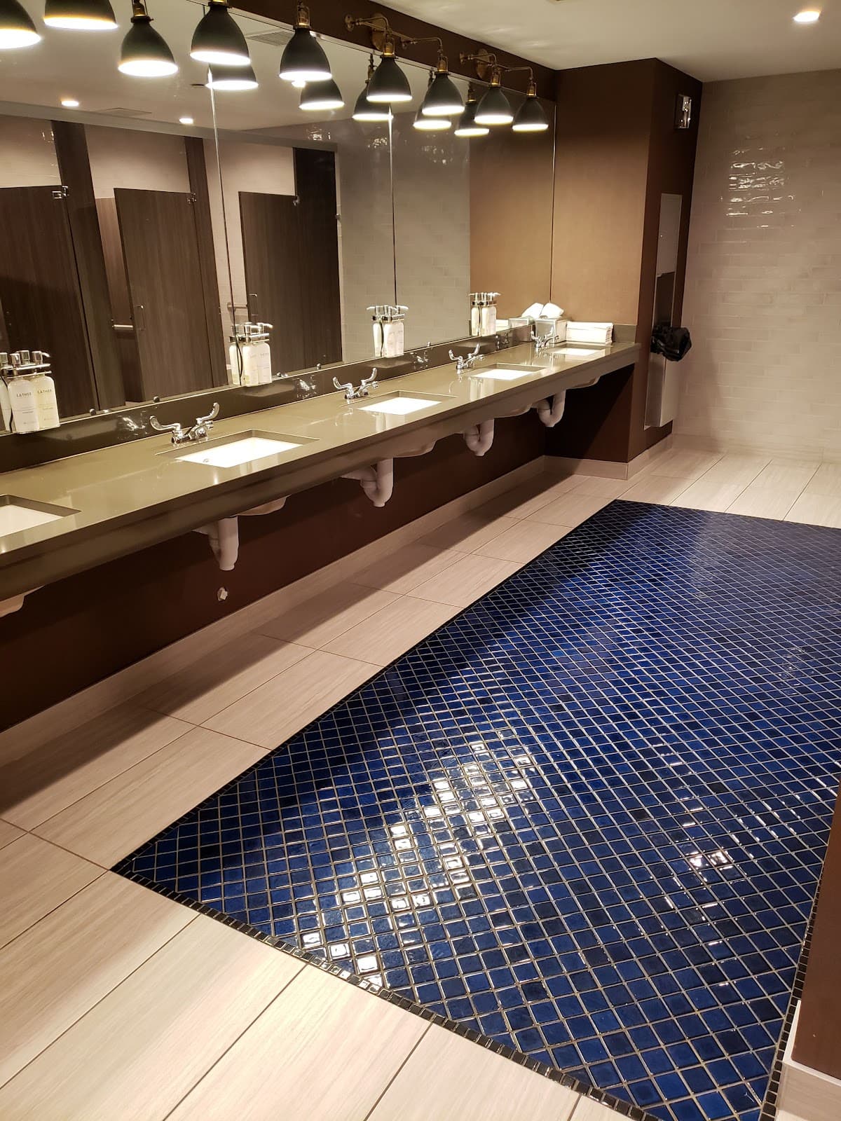 Joinery Hotel Pittsburgh, Curio Collection by Hilton — photo 3