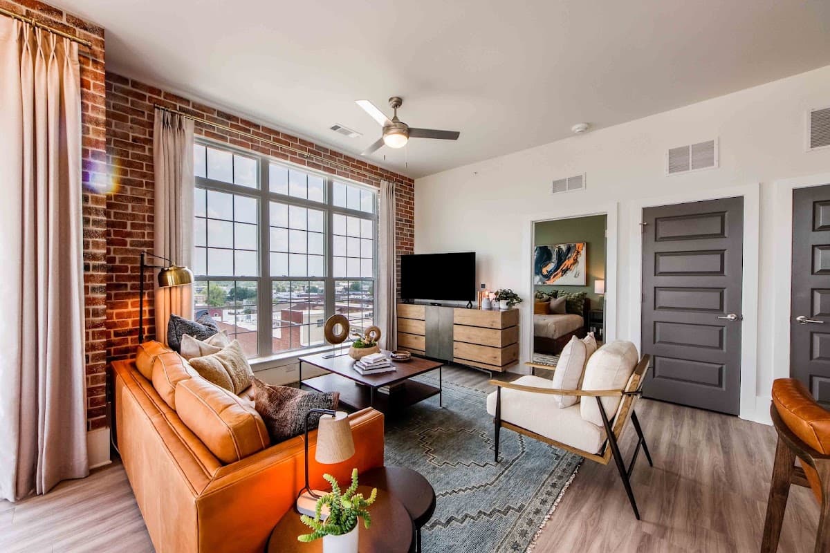 The Oliver Luxury Apartments — photo 4