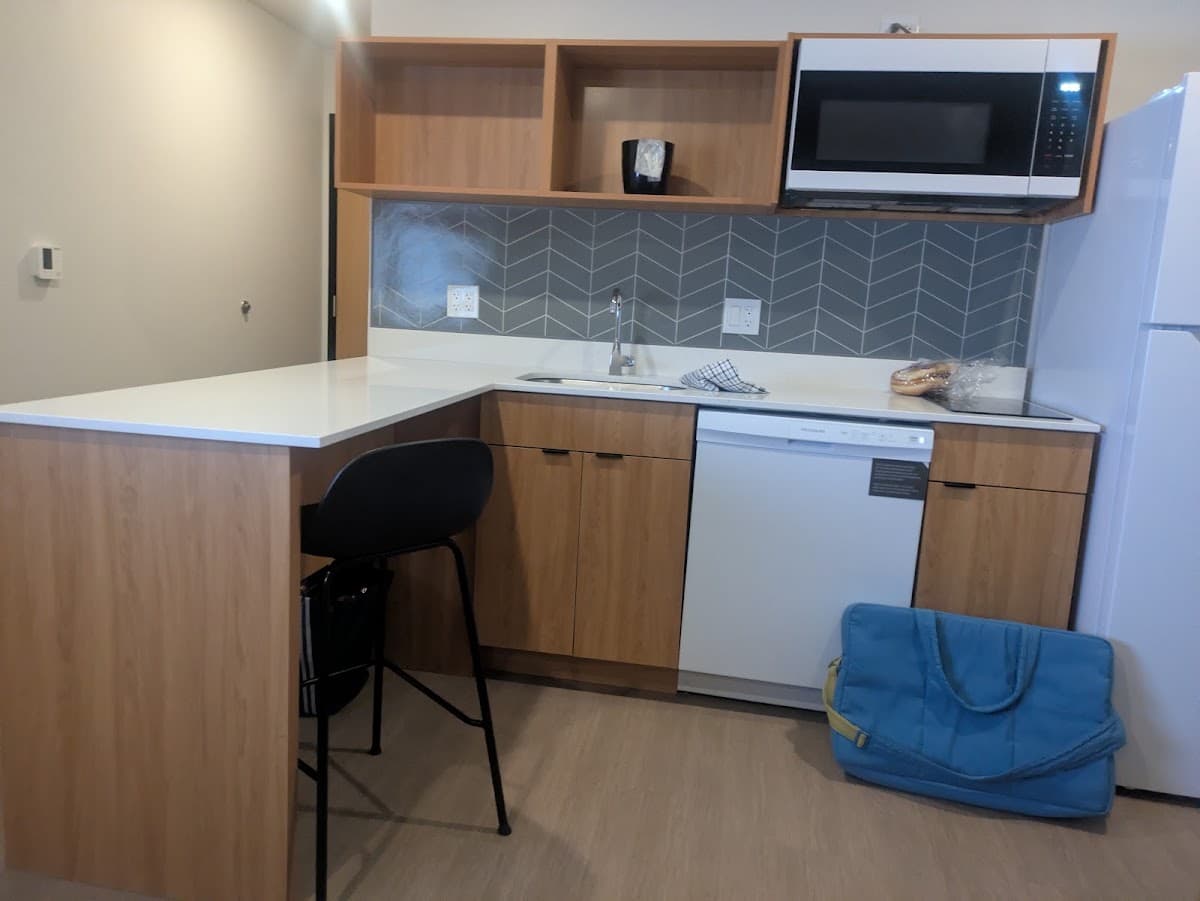 LivAway Suites - Glendale, AZ — photo 4