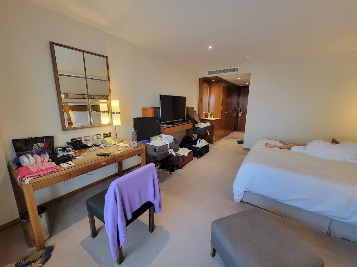 Canary Riverside Plaza Hotel — photo 2