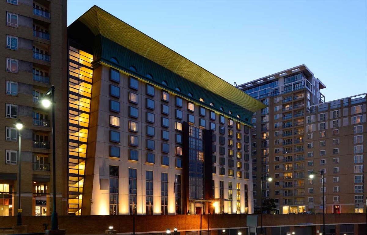 Canary Riverside Plaza Hotel — photo 5