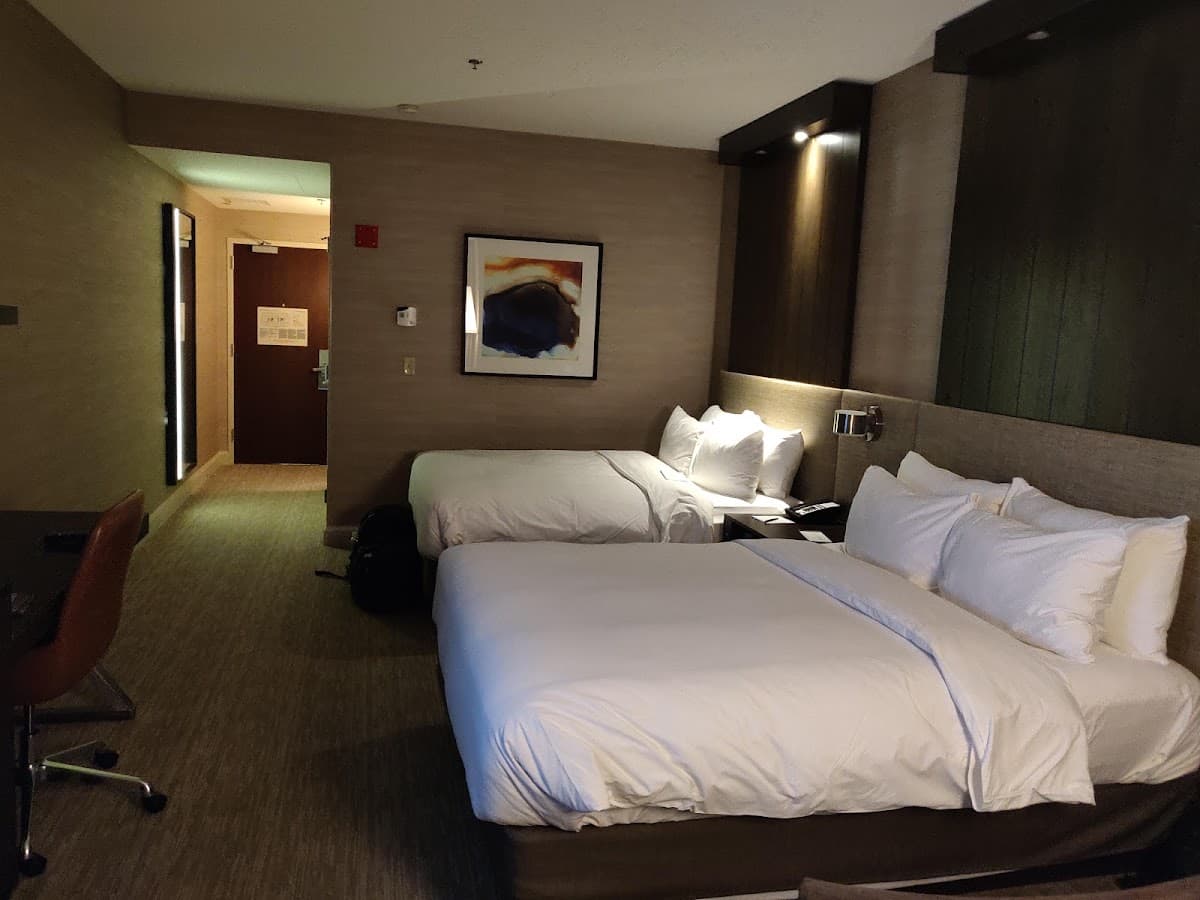 Hyatt Centric Chicago Magnificent Mile — photo 2