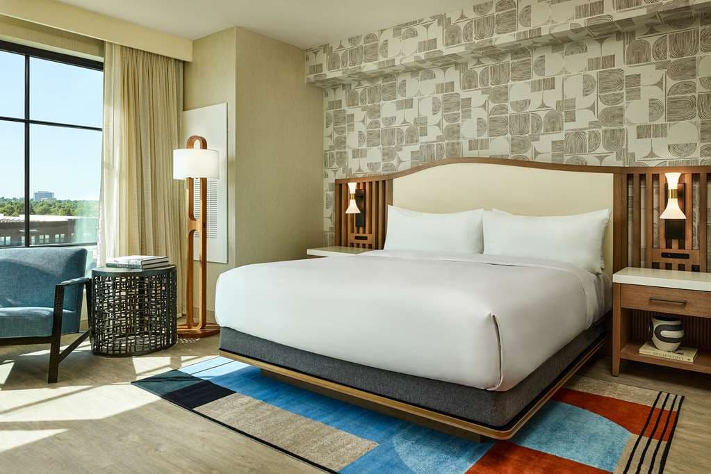 Lively Hotel on OAK — photo 2