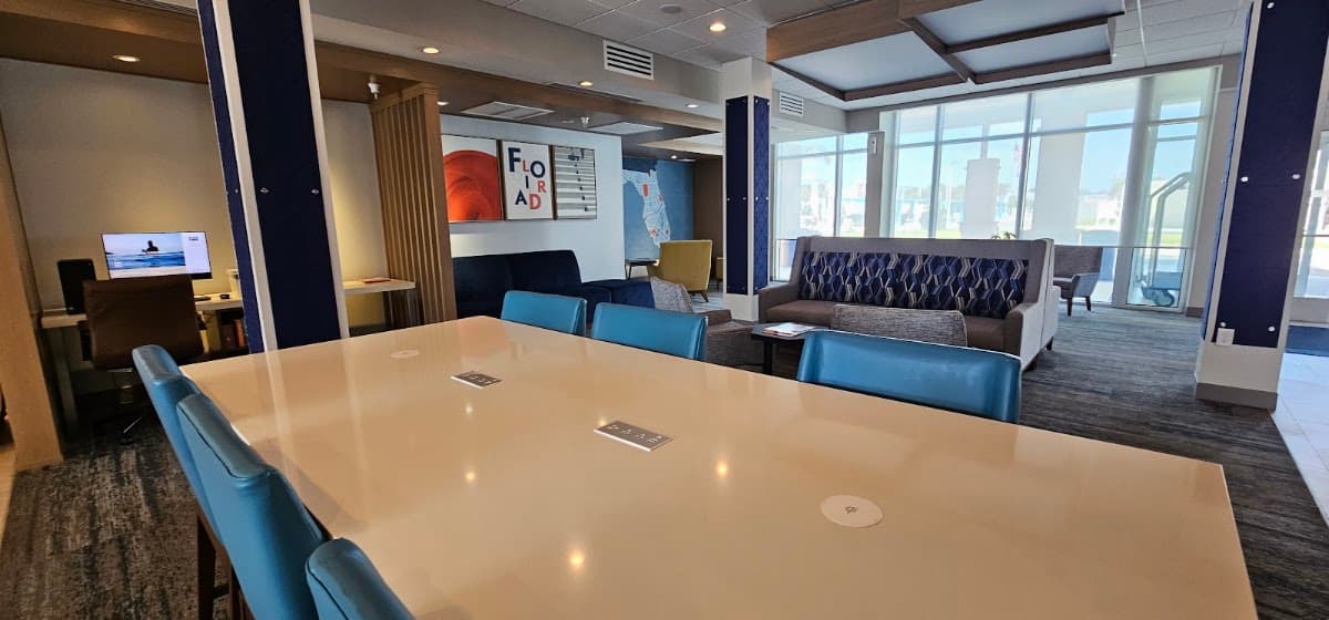 Holiday Inn Express & Suites Nokomis Sarasota South, an IHG Hotel — photo 4
