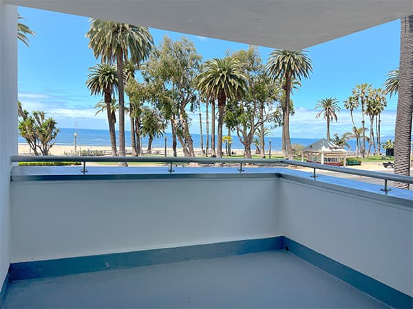 Pacific Plaza Santa Monica Apartments — photo 3