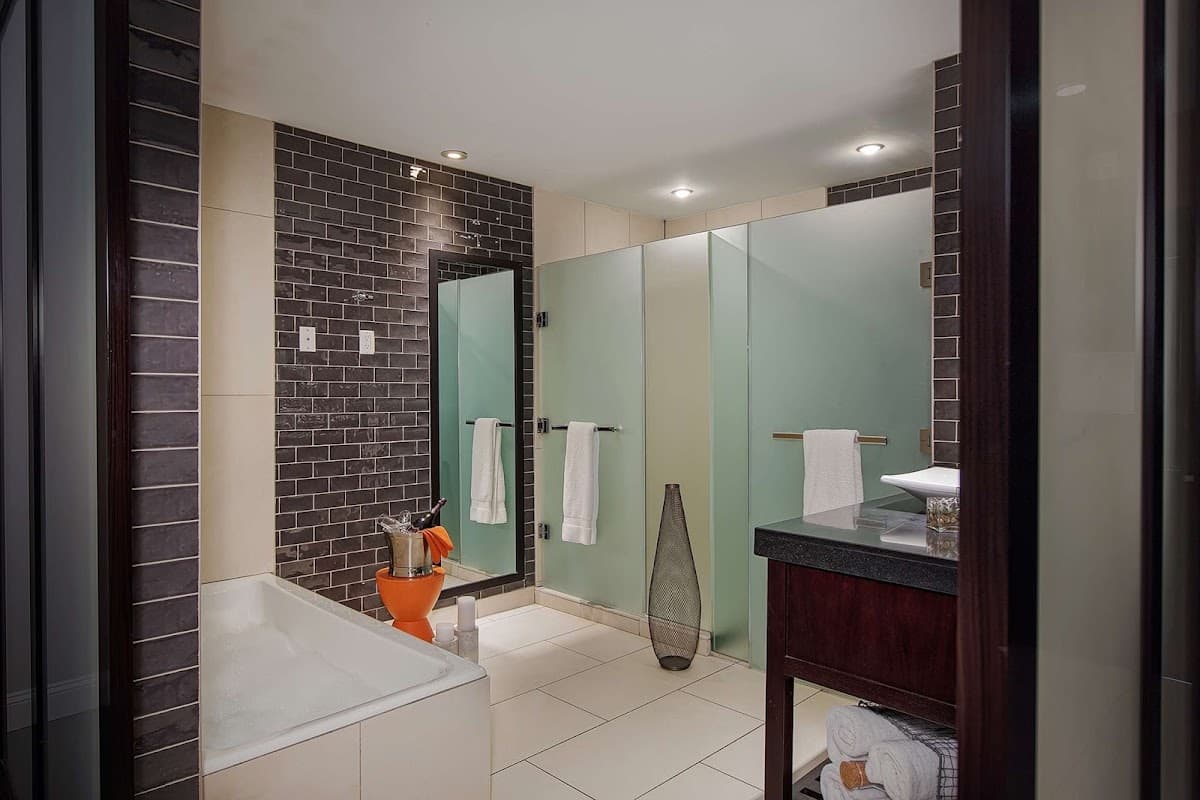 Ravel Hotel, Trademark Collection by Wyndham — photo 4