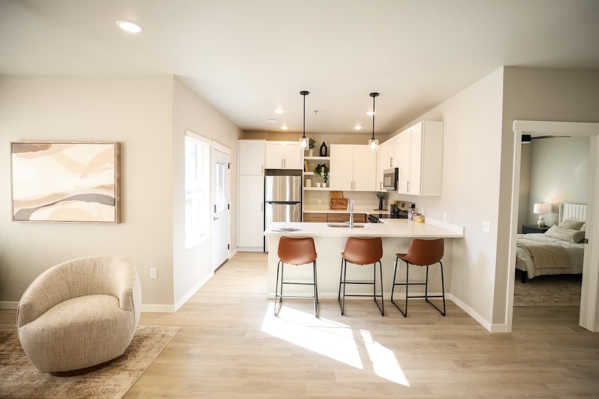 Paragon Apartments — photo 4