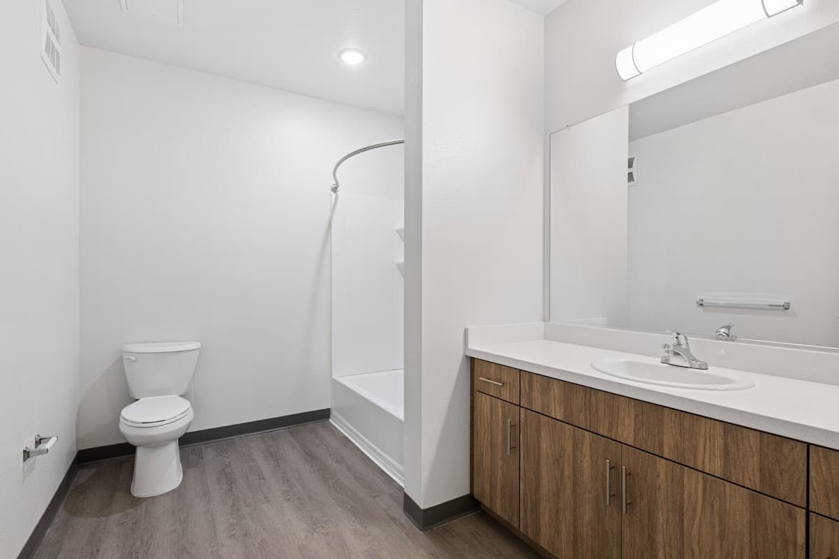 Harrington Grove Apartments — photo 2