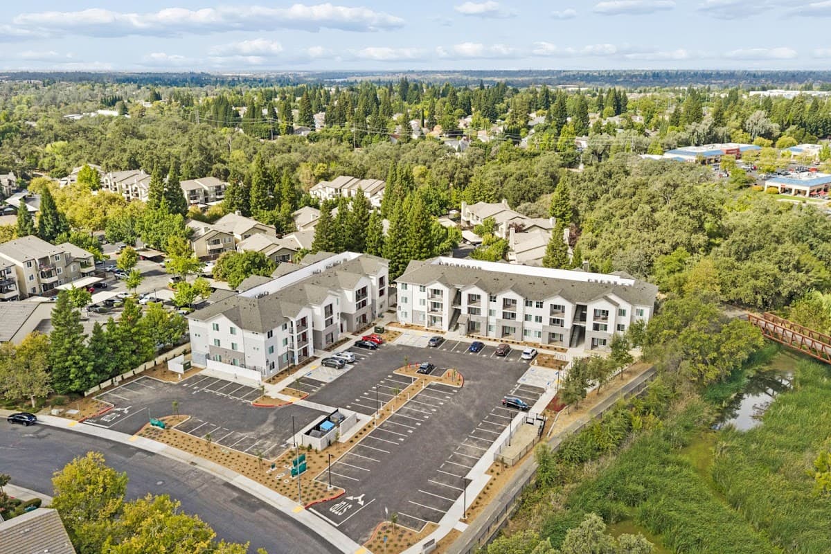 Harrington Grove Apartments — photo 3