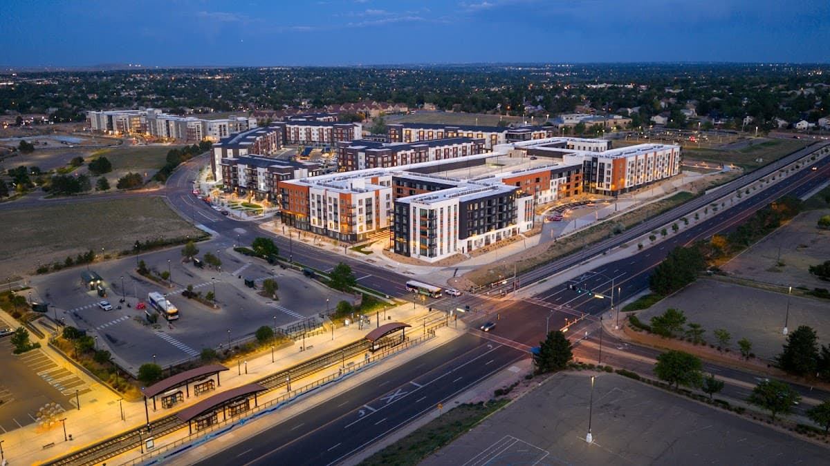 Legacy Metro 525 Apartments — photo 1