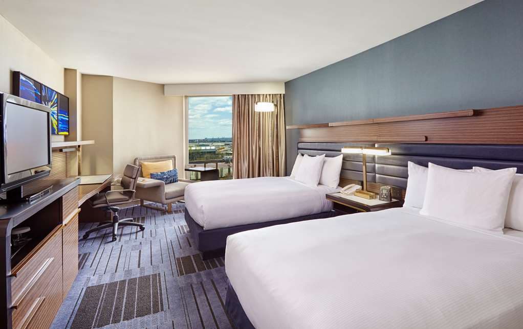 Hilton Newark Airport — photo 2