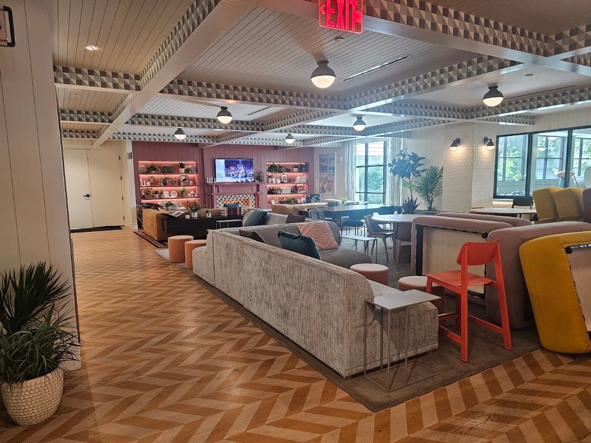 Hub Athens Apartments — photo 3
