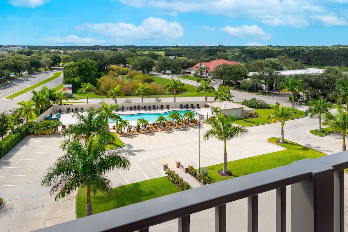 Coral Pointe Sarasota, an Ascend Collection Hotel