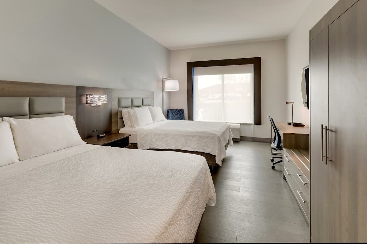 Holiday Inn Express & Suites Richmond by IHG — photo 5