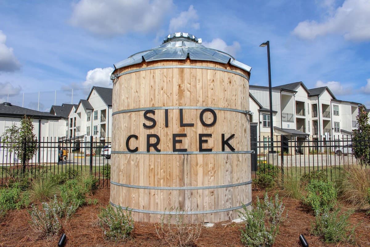 Silo Creek Apartments
