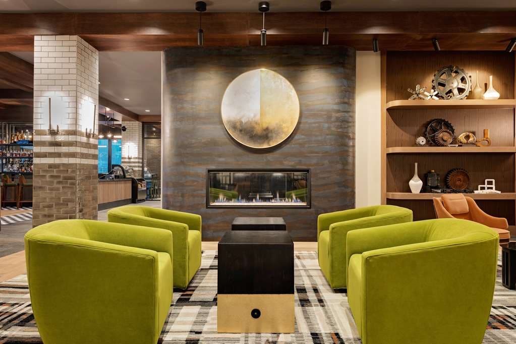 Hotel Nickel Plate Fishers, Tapestry Collection by Hilton — photo 5