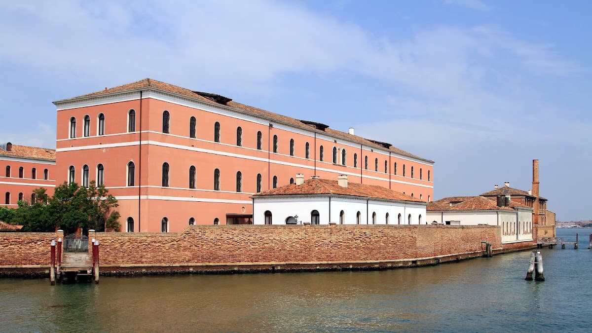 Isola di San Clemente