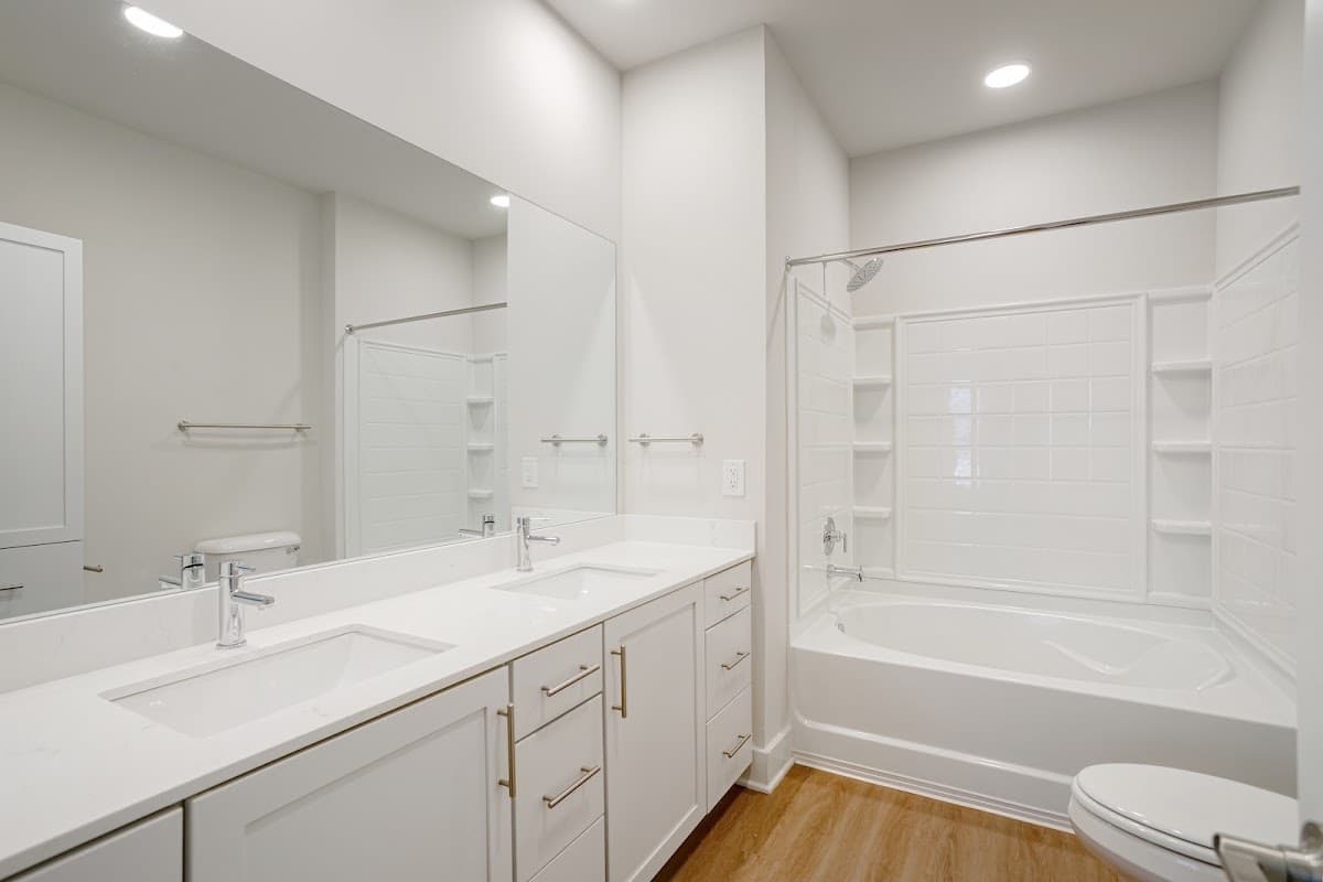 Reunion Township Apartments at 109 — photo 4