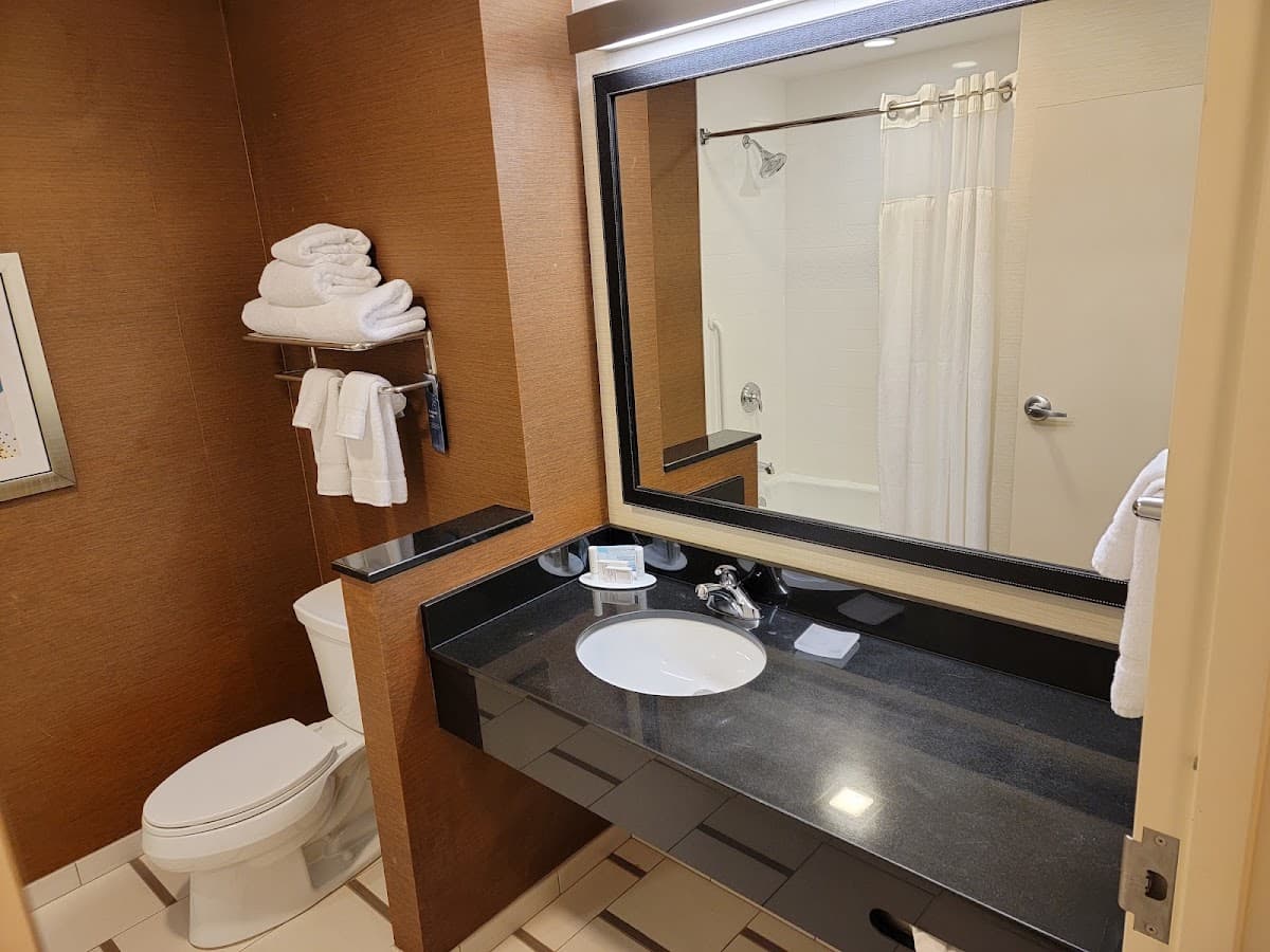 Fairfield by Marriott Inn & Suites Springfield Northampton/Amherst — photo 4