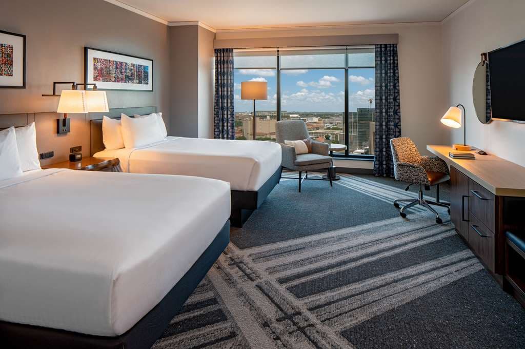 Hilton Garden Inn Austin University Capitol District — photo 2