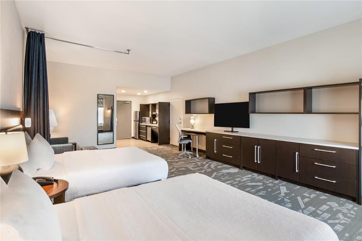 Home2 Suites by Hilton Pensacola I-10 at North Davis Hwy — photo 2