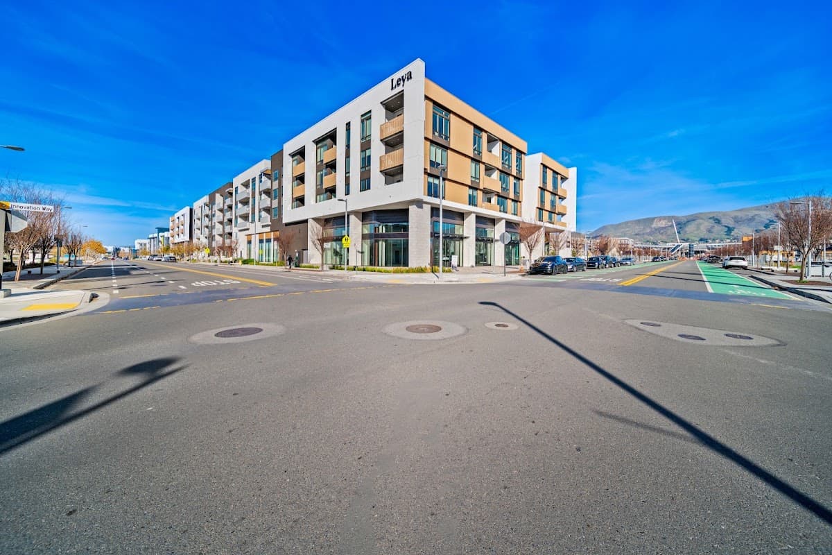 Leya Apartments