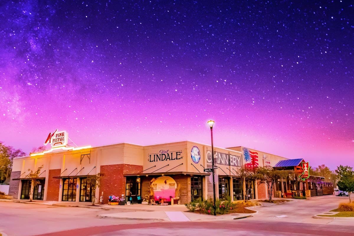 Holiday Inn Express & Suites Lindale - Tyler by IHG