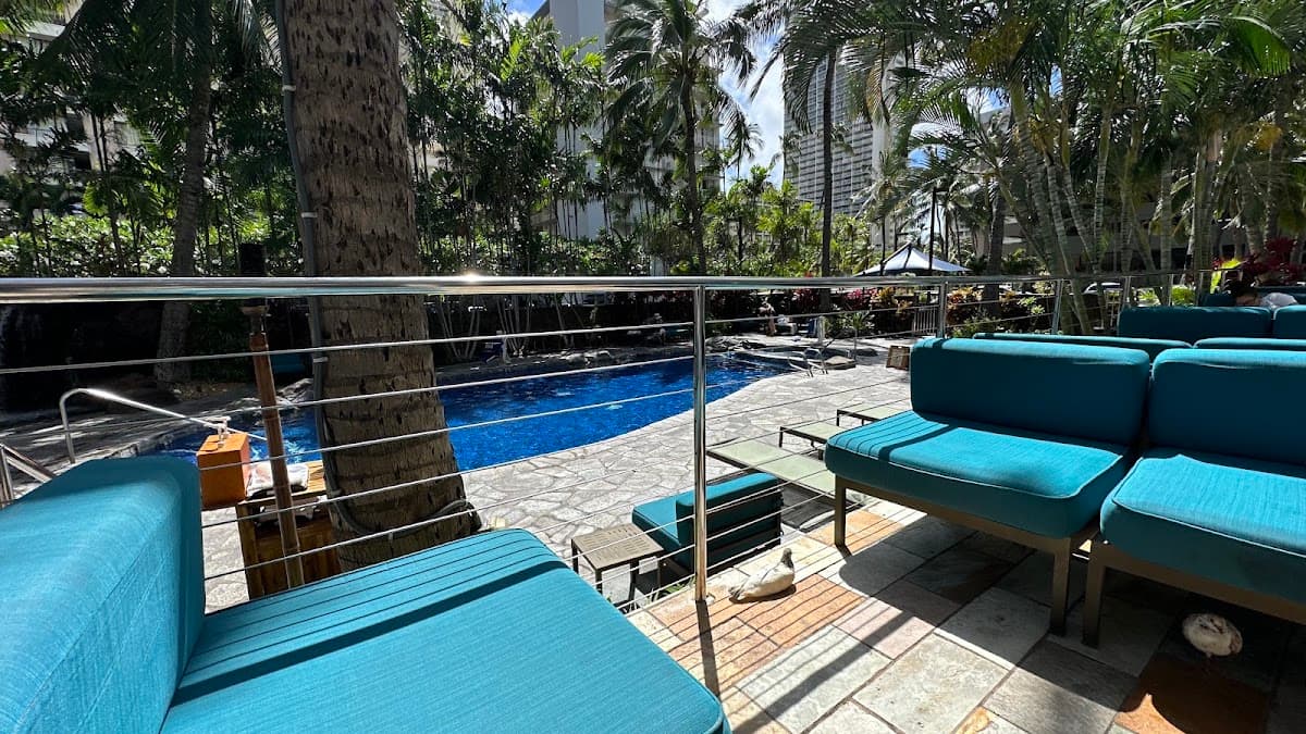 Courtyard by Marriott Waikiki Beach — photo 3