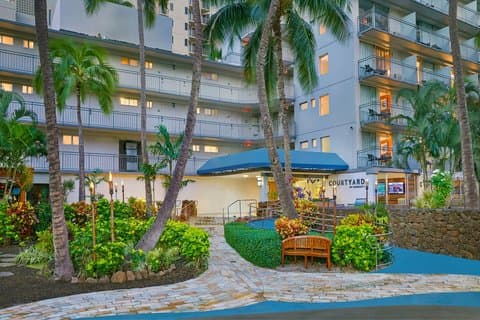 Courtyard by Marriott Waikiki Beach — photo 5