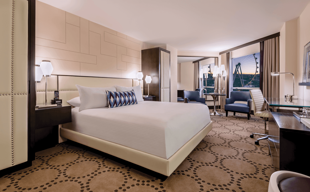Harrah's Las Vegas - A Caesars Rewards Destination — photo 2