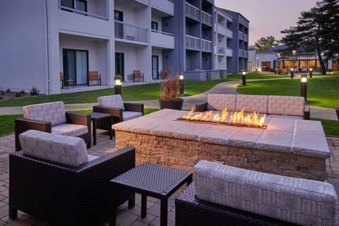 Courtyard by Marriott Chicago Highland Park/Northbrook