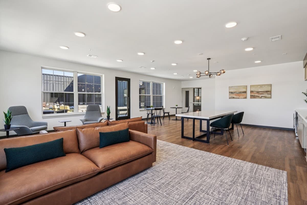 District South Apartments — photo 4
