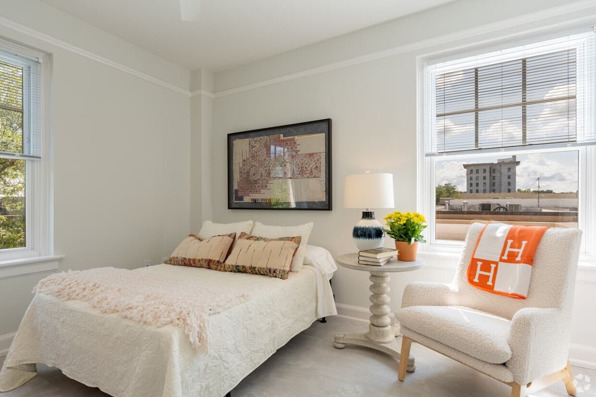 The Elliott Apartments — photo 3