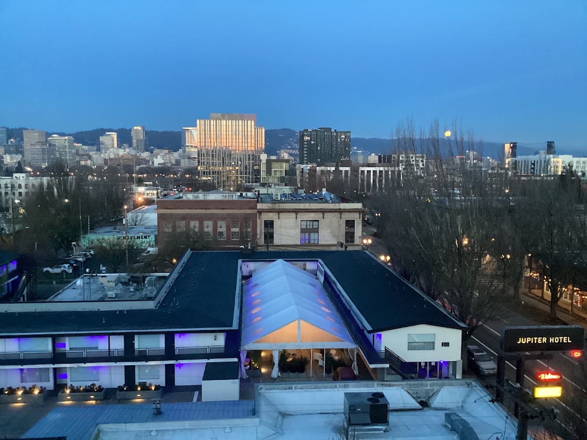 Jupiter Hotel Portland — photo 4