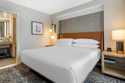 Sheraton Suites Old Town Alexandria — photo 2