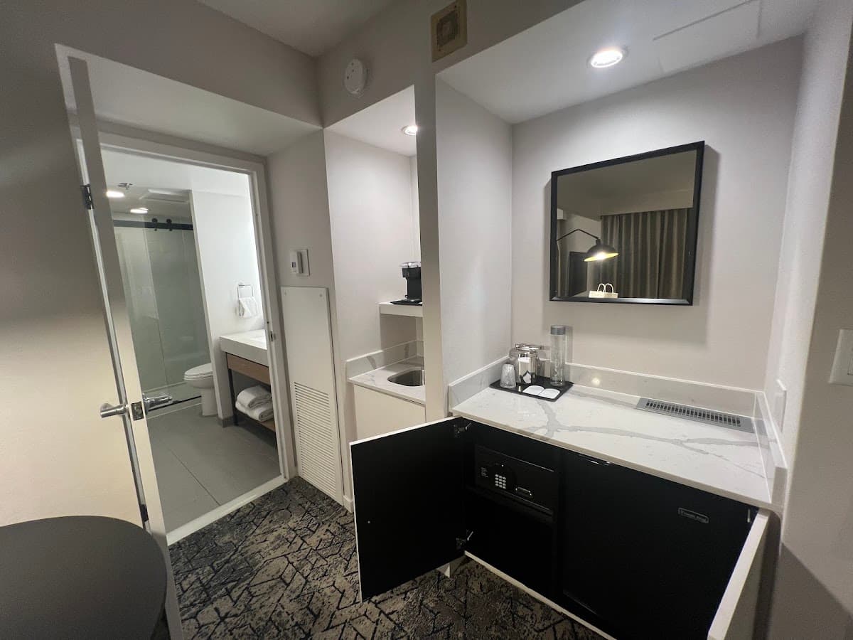 Sheraton Suites Old Town Alexandria — photo 4