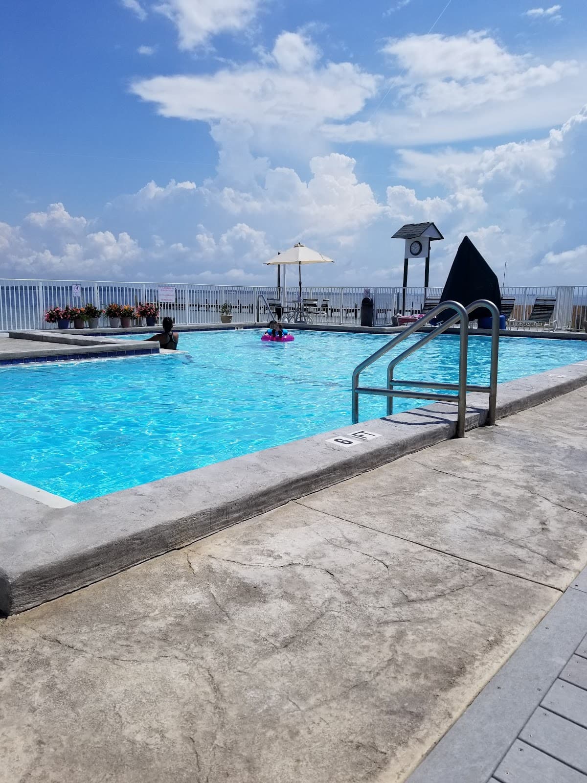 Holiday Beach Resort - Soundside — photo 3