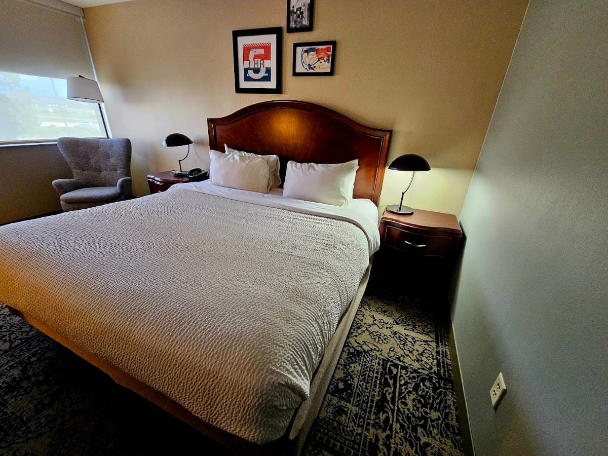 Four Points by Sheraton Kalamazoo — photo 2