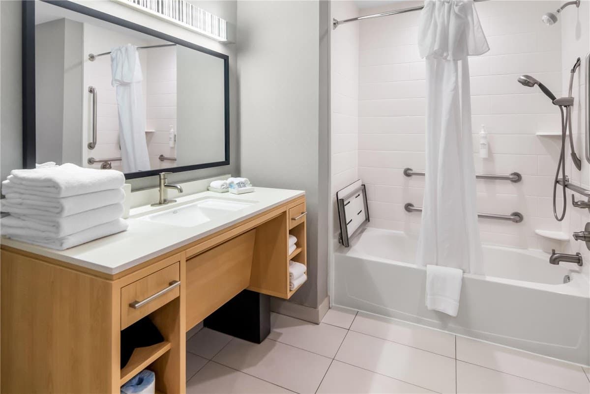 Home2 Suites by Hilton Dallas Grand Prairie — photo 4