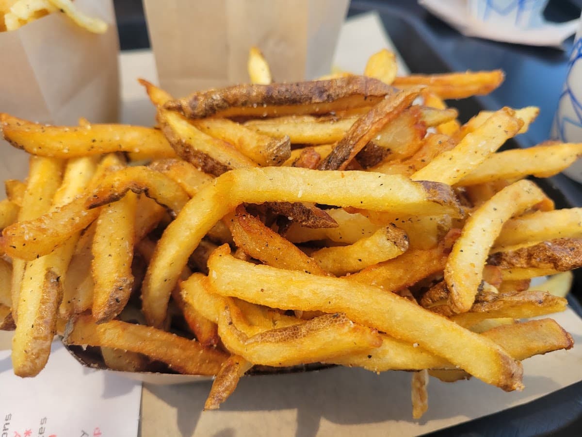 Wild Pastures Burger Company — photo 4