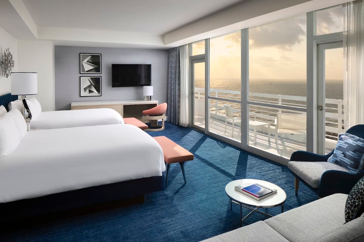 Fontainebleau Miami Beach — photo 2