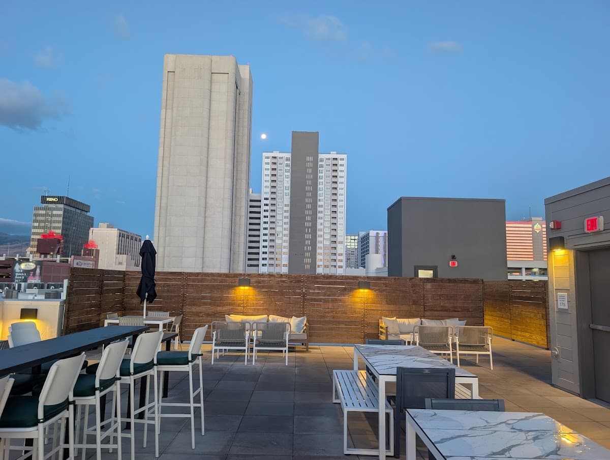 Ballpark Apartments — photo 5